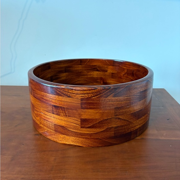 Vintage Wooden Salad Bowl Set w/ 4 Bowls & Serving Utensils - Picture 6 of 13